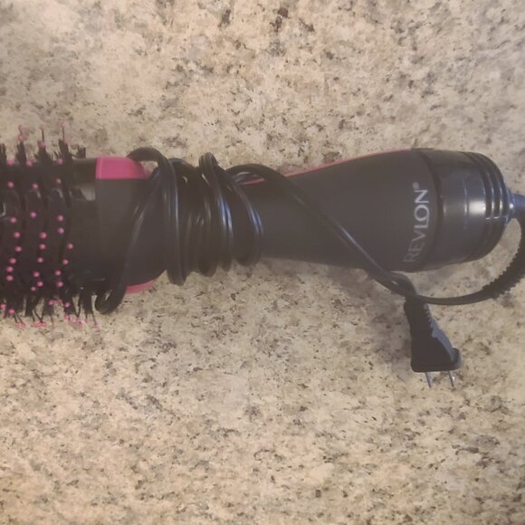 Revlon Electric Hair Brush/Dryer - Picture 2 of 2